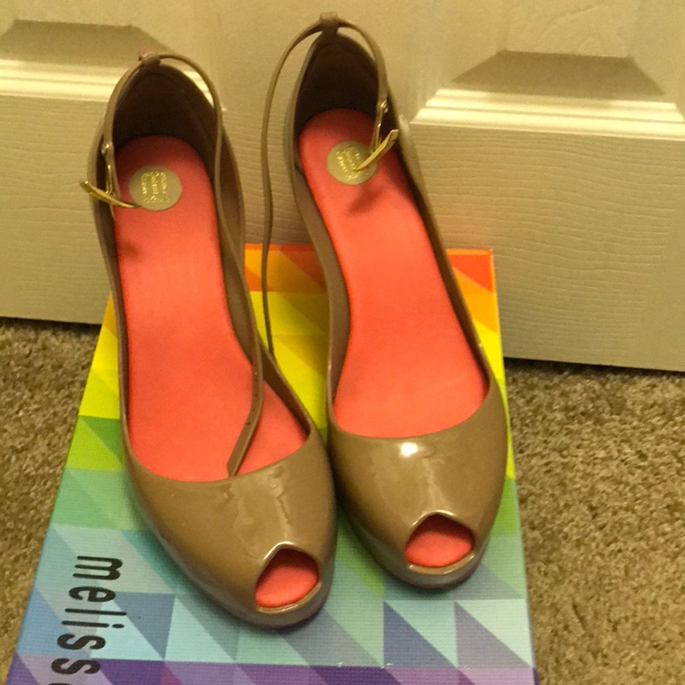 Mellisa wedges